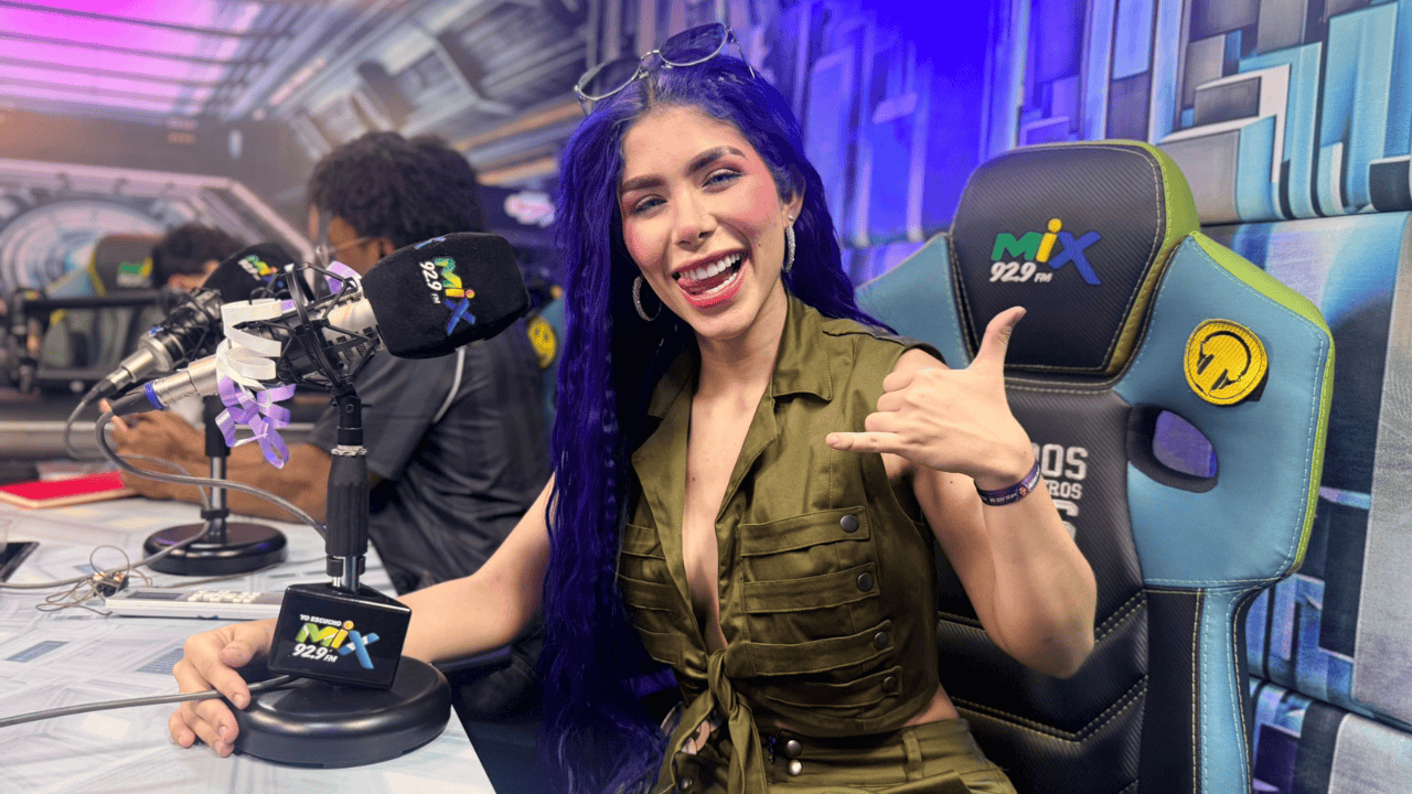 Alexa Torrex, cantante y creadora de contenido