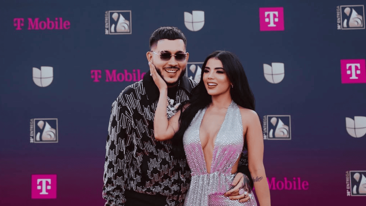 Karina García y Kris R