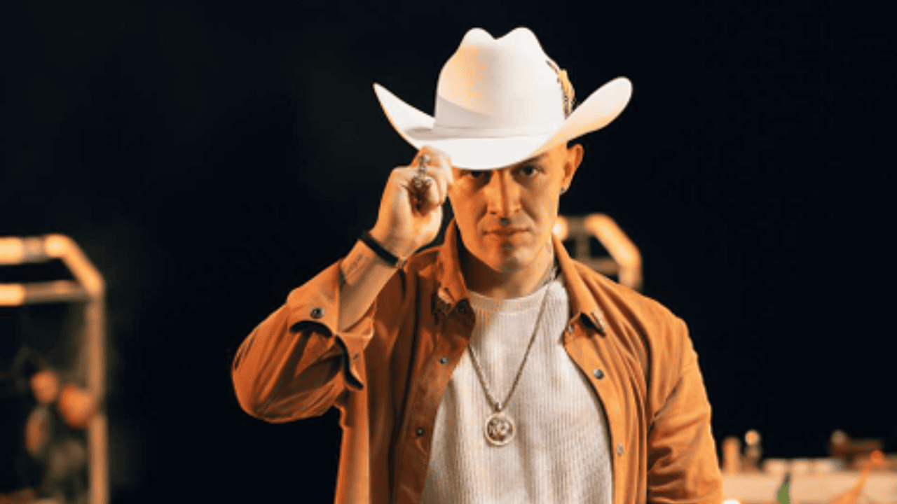 Luis Alfonso, cantante colombiano.