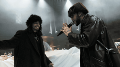 Rauw Alejandro y Jhayco en listening party de Tainy