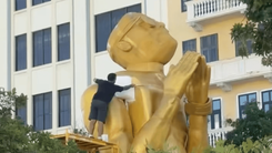 Estatua de Arcángel instalada en San Juan
