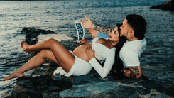 Karina García y Kris R