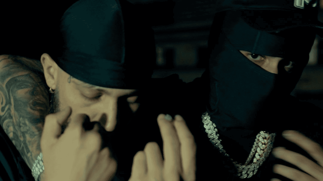 Foto promocional de "Mvlan", de YOVNGCHIMI